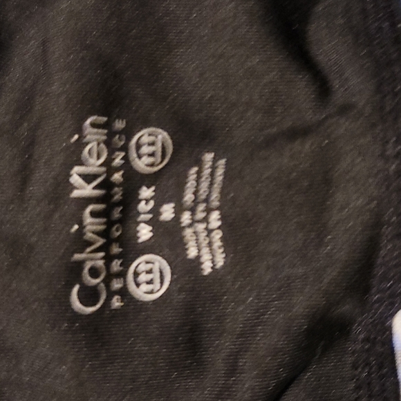 Size Medium Calvin Klein jogging pant/carpis - Picture 3 of 4